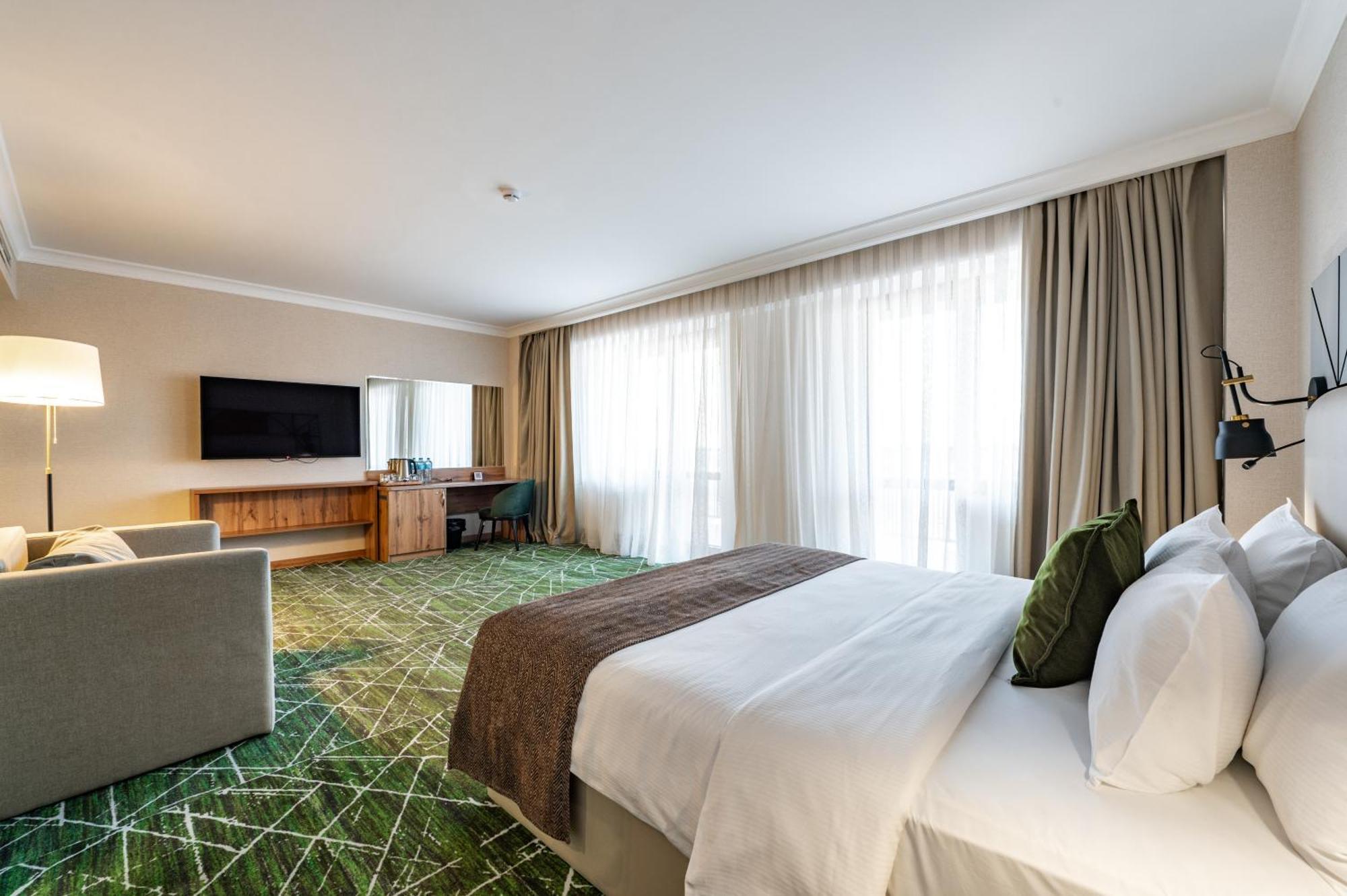 Hotel Wyndham Garden Burabay Exterior foto